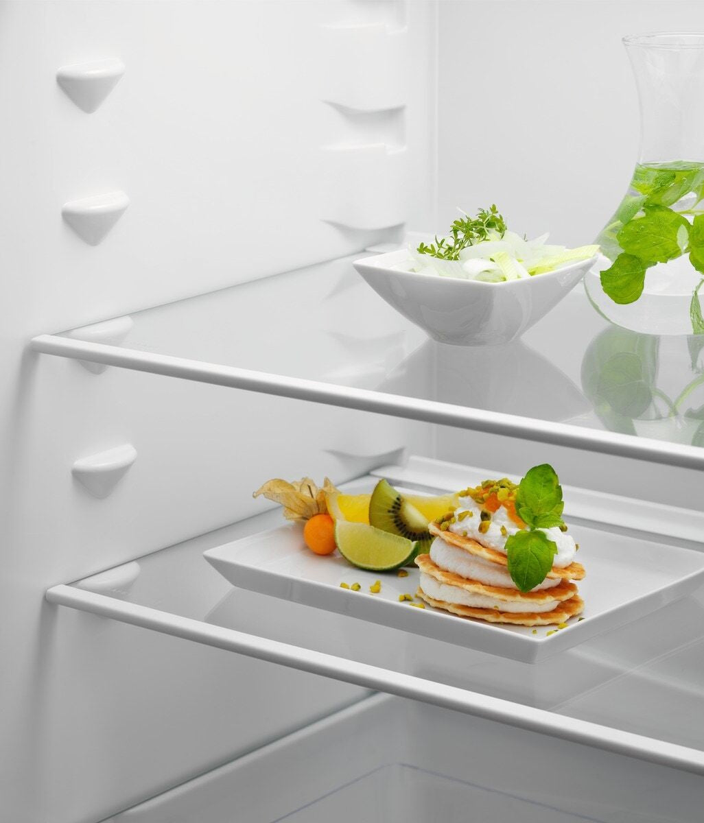 Electrolux ETS5LE14S Frigocongelatore Serie 500 ColdSense 144,1 cm